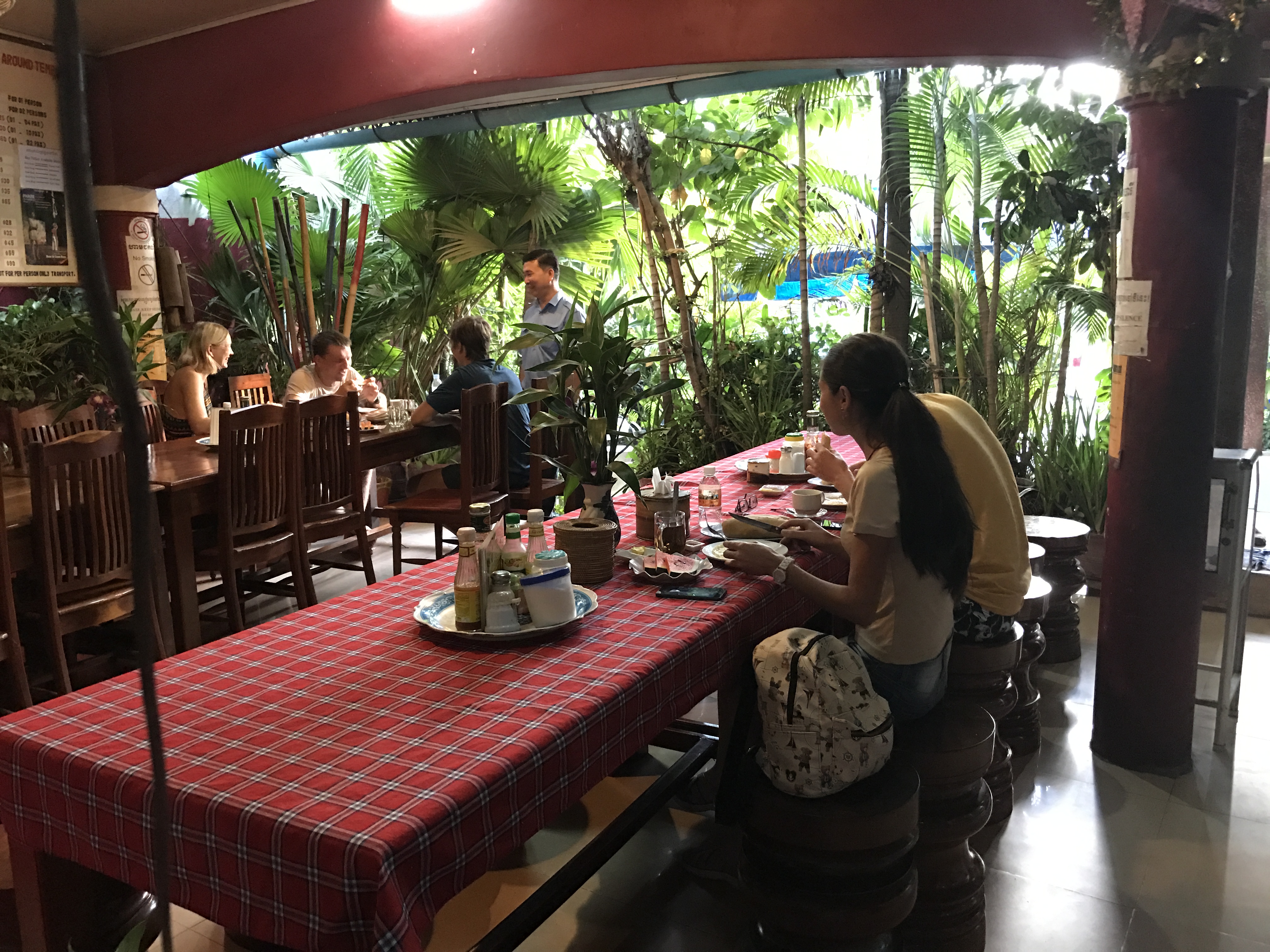 Ta Som Guesthouse - Garden Restaurant
